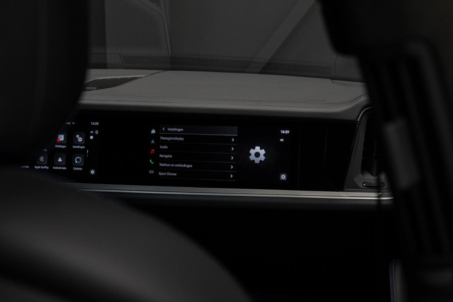 Porsche Cayenne 3.0 E-Hybrid *Burmester 3D / Achteras-besturing / Panorama / Passenger-display / Keyless / HUD*