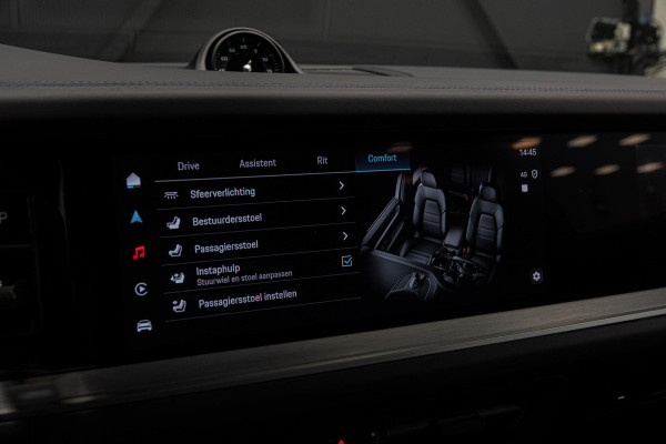 Porsche Cayenne 3.0 E-Hybrid *Burmester 3D / Achteras-besturing / Panorama / Passenger-display / Keyless / HUD*