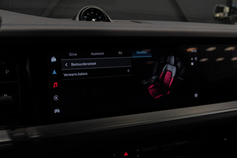 Porsche Cayenne 3.0 E-Hybrid *Burmester 3D / Achteras-besturing / Panorama / Passenger-display / Keyless / HUD*