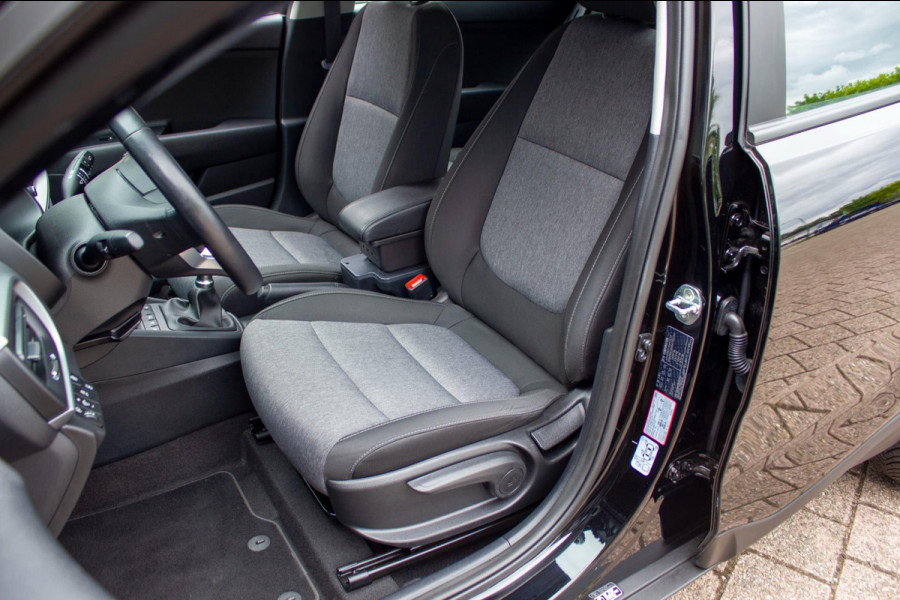 Kia Stonic 1.2 MPi Design Edition|Prijs rijklaar incl. 12 mnd garantie|Carplay Bletooth PDC LMV Stoelverwarming