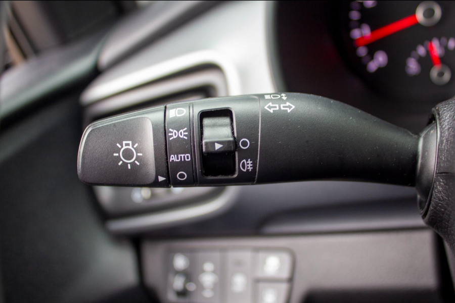 Kia Stonic 1.2 MPi Design Edition|Prijs rijklaar incl. 12 mnd garantie|Carplay Bletooth PDC LMV Stoelverwarming