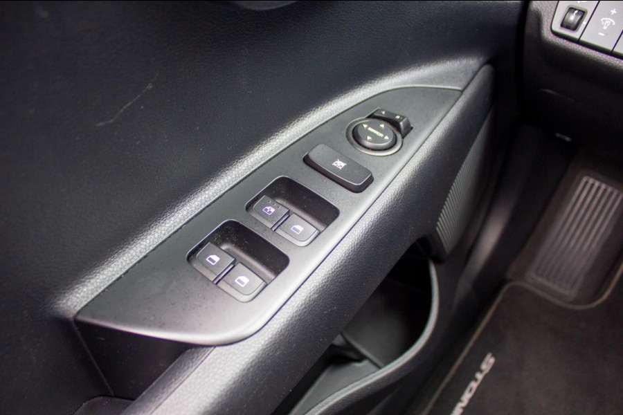 Kia Stonic 1.2 MPi Design Edition|Prijs rijklaar incl. 12 mnd garantie|Carplay Bletooth PDC LMV Stoelverwarming