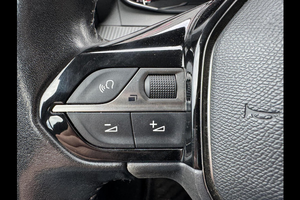 Peugeot 208 1.2 PureTech Blue Lease Active | Navigatie | Climate Control | Trekhaak | Cruise Control |