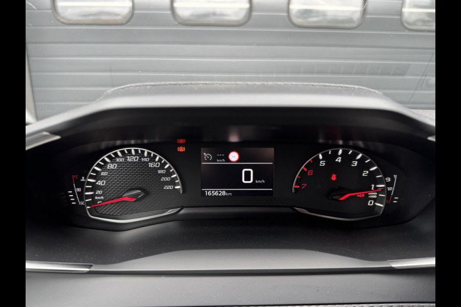 Peugeot 208 1.2 PureTech Blue Lease Active | Navigatie | Climate Control | Trekhaak | Cruise Control |