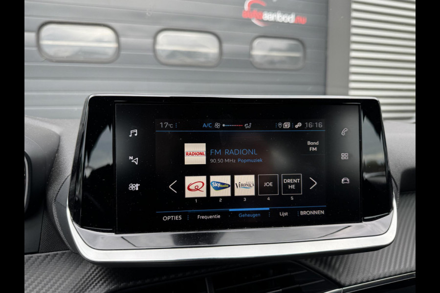 Peugeot 208 1.2 PureTech Blue Lease Active | Navigatie | Climate Control | Trekhaak | Cruise Control |
