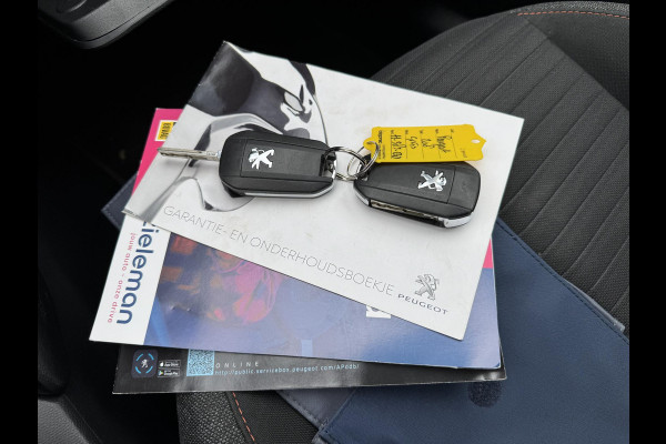 Peugeot 208 1.2 PureTech Blue Lease Active | Navigatie | Climate Control | Trekhaak | Cruise Control |