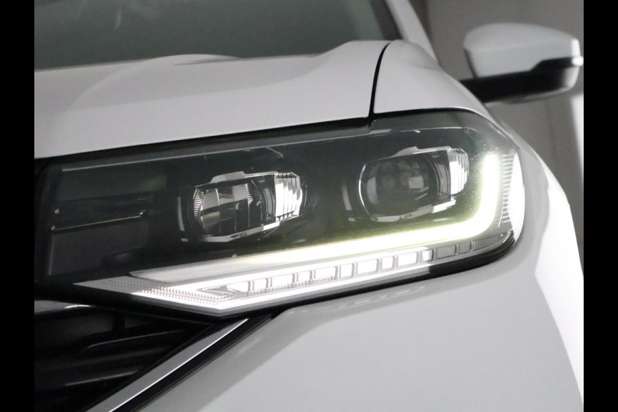 Volkswagen T-Cross 1.0 TSI Style Automaat | 1e eigenaar | Navigatie | Stoelverwarming | Camera |