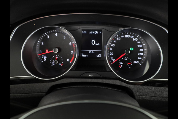 Volkswagen Passat Variant 1.4 TSI Comfortline Business | Clima | PDC | Apple carplay & Android auto |