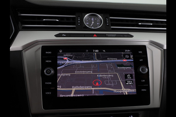 Volkswagen Passat Variant 1.4 TSI Comfortline Business | Clima | PDC | Apple carplay & Android auto |