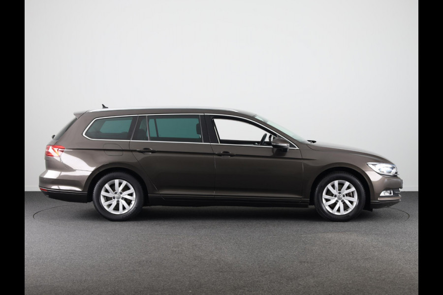 Volkswagen Passat Variant 1.4 TSI Comfortline Business | Clima | PDC | Apple carplay & Android auto |
