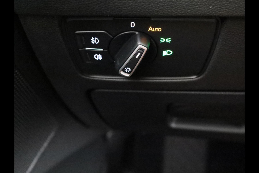 Volkswagen Passat Variant 1.4 TSI Comfortline Business | Clima | PDC | Apple carplay & Android auto |
