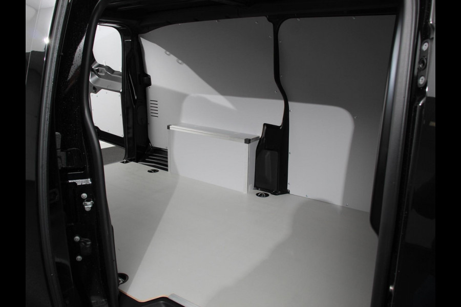 Opel Vivaro 1.5 Diesel 120PK L3 BPM VRIJ! Apple Carplay /  Android Auto Parkeersensoren V+A Trekhaak Camera Navigatie Cruise Control LED koplampen houten afwerking laadruimte