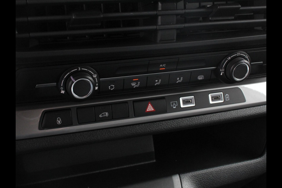 Opel Vivaro 1.5 Diesel 120PK L3 BPM VRIJ! Apple Carplay /  Android Auto Parkeersensoren V+A Trekhaak Camera Navigatie Cruise Control LED koplampen houten afwerking laadruimte