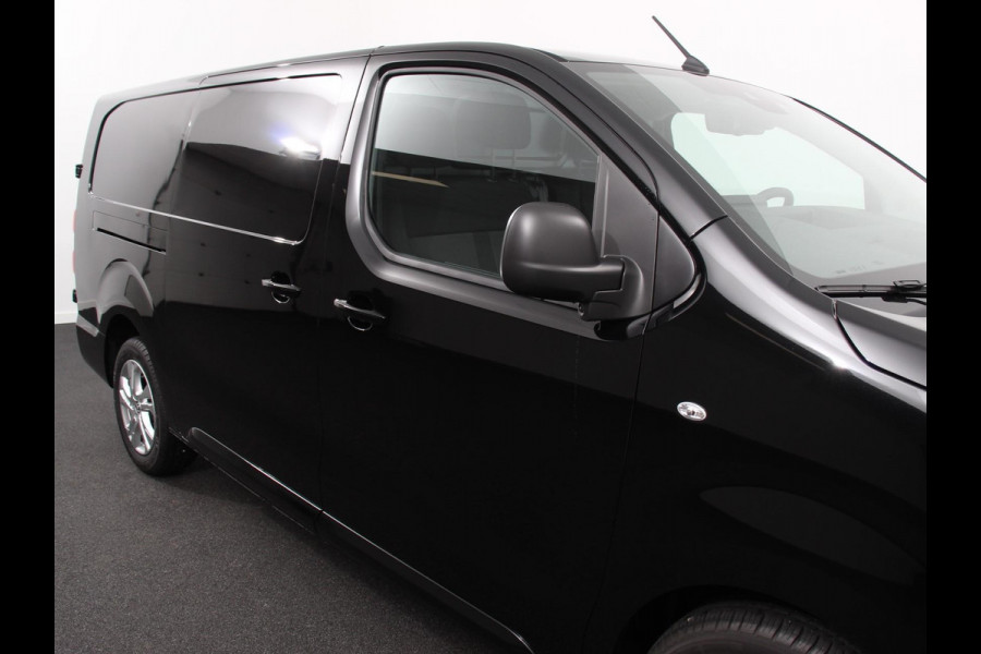 Opel Vivaro 1.5 Diesel 120PK L3 BPM VRIJ! Apple Carplay /  Android Auto Parkeersensoren V+A Trekhaak Camera Navigatie Cruise Control LED koplampen houten afwerking laadruimte