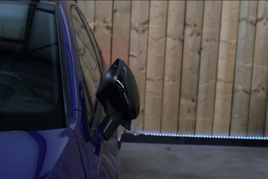Volkswagen Golf 2.0 TSI R 4Motion *Akra*Pano*Leder*H&K*Performance*