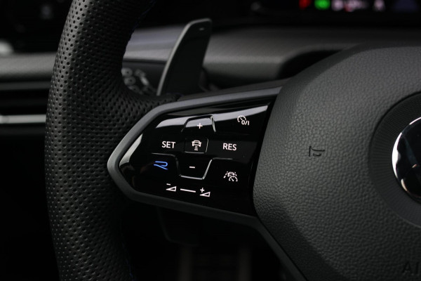 Volkswagen Golf 2.0 TSI R 4Motion *Akra*Pano*Leder*H&K*Performance*