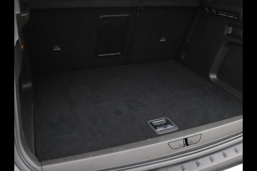 Opel Grandland X 1.6 Turbo Hybrid Elegance | Stoelventilatie | Trekhaak | Leder | 360 Camera | Full LED | Memory | Navigatie | Stoelverwarming | Dodehoek detectie | PHEV