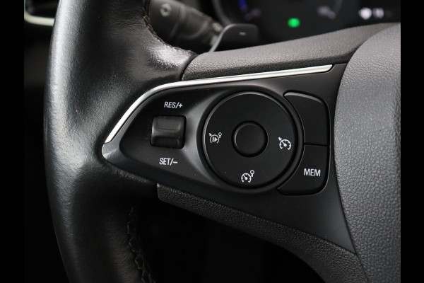 Opel Grandland X 1.6 Turbo Hybrid Elegance | Stoelventilatie | Trekhaak | Leder | 360 Camera | Full LED | Memory | Navigatie | Stoelverwarming | Dodehoek detectie | PHEV