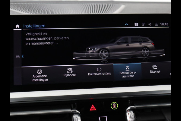 BMW 3-serie 320e M-Sport | Panoramadak | Adaptive cruise | Leder | Trekhaak | Head-Up | Camera | Stoel & stuurverwarming | Carplay | Navigatie | Sfeerverlichting | Live Cockpit