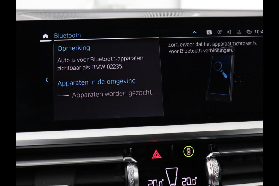 BMW 3-serie 320e M-Sport | Panoramadak | Adaptive cruise | Leder | Trekhaak | Head-Up | Camera | Stoel & stuurverwarming | Carplay | Navigatie | Sfeerverlichting | Live Cockpit