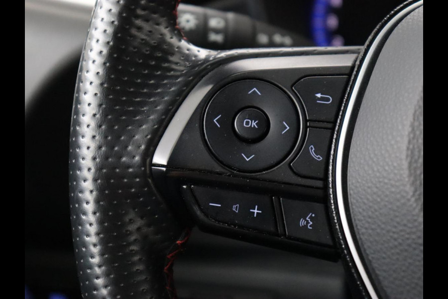 Toyota Corolla 1.8 Hybrid GR-Sport | Trekhaak | Stoelverwarming | Adaptive cruise | Camera | Carplay | Sportstoelen | Full LED | Park Assist | Keyless