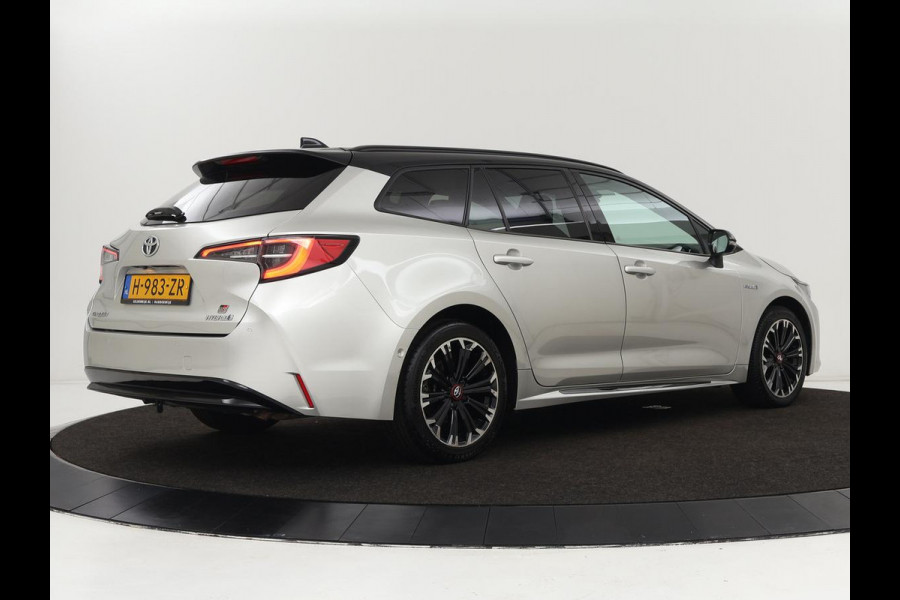 Toyota Corolla 1.8 Hybrid GR-Sport | Trekhaak | Stoelverwarming | Adaptive cruise | Camera | Carplay | Sportstoelen | Full LED | Park Assist | Keyless