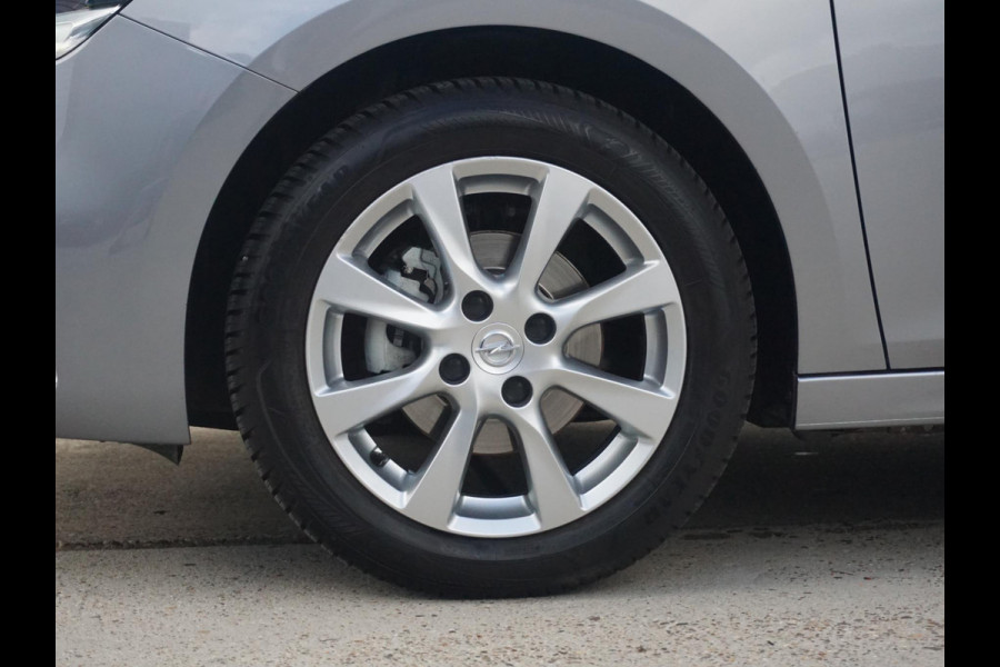 Opel Corsa 1.2 Elegance All season banden