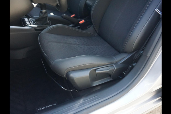 Opel Corsa 1.2 Elegance All season banden
