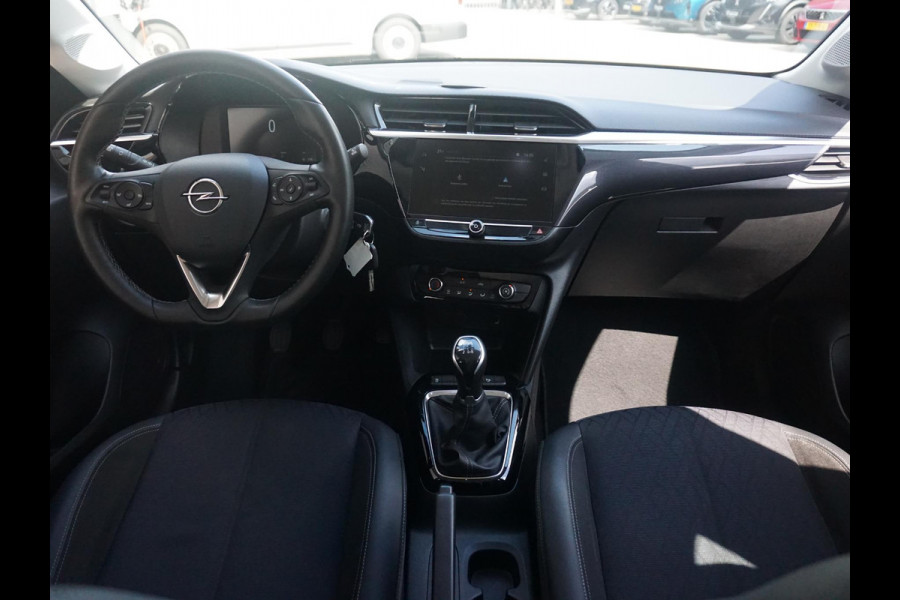 Opel Corsa 1.2 Elegance All season banden