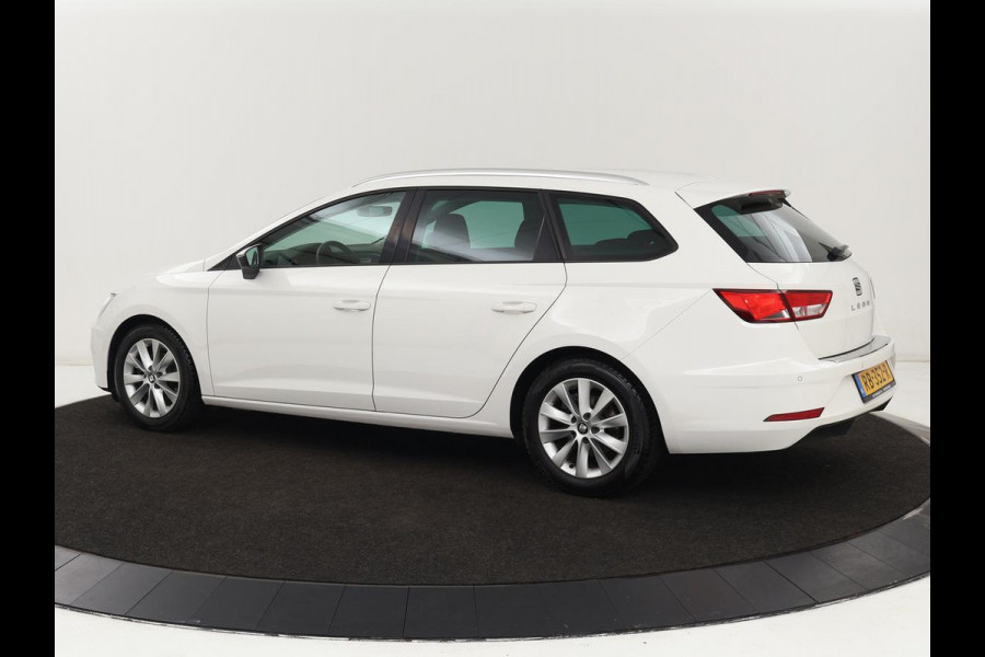 Seat Leon 1.0 TSI Style Intens | Carplay | Navigatie | Climate control | Keyless | Cruise control | Bluetooth | Parkeerhulp