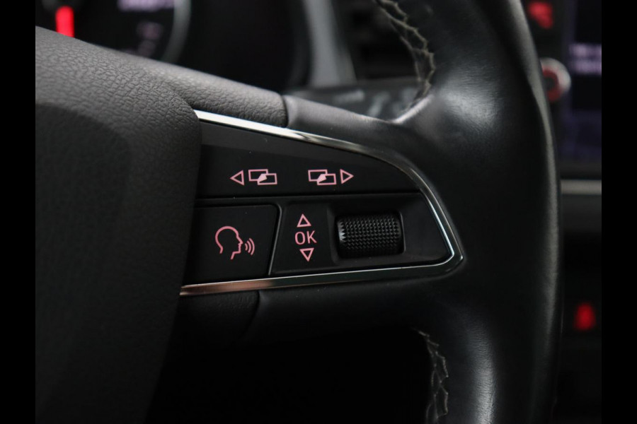 Seat Leon 1.0 TSI Style Intens | Carplay | Navigatie | Climate control | Keyless | Cruise control | Bluetooth | Parkeerhulp