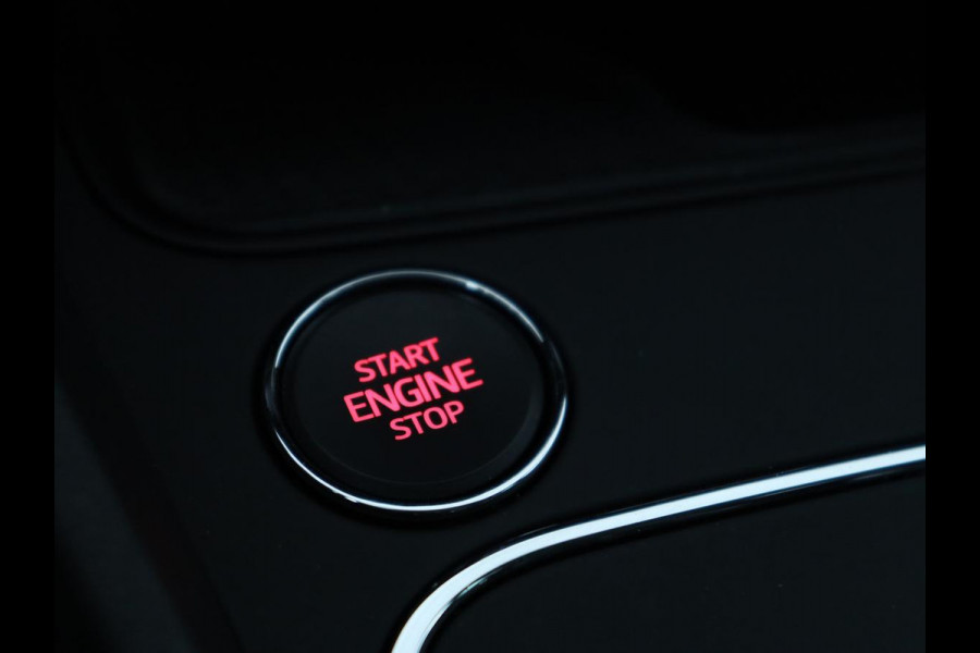 Seat Leon 1.0 TSI Style Intens | Carplay | Navigatie | Climate control | Keyless | Cruise control | Bluetooth | Parkeerhulp