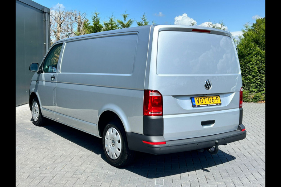Volkswagen Transporter 2.0 TDI 150 PK DSG AUTOM HIGHLINE / L2H1 / 1e EIG. / ACHTERKLEP / AIRCO / CRUISE / NAVI / PDC
