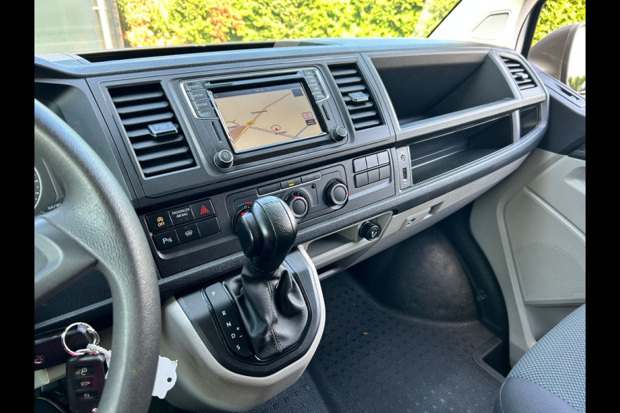 Volkswagen Transporter 2.0 TDI 150 PK DSG AUTOM HIGHLINE / L2H1 / 1e EIG. / ACHTERKLEP / AIRCO / CRUISE / NAVI / PDC