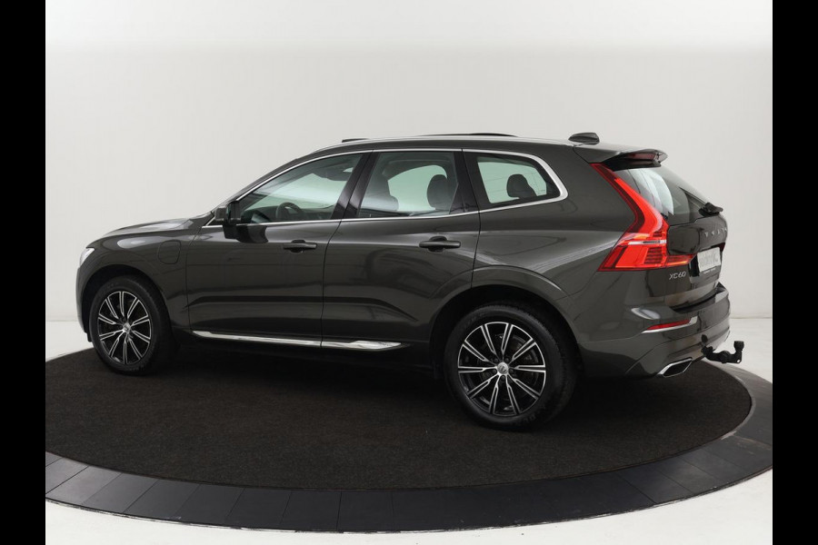 Volvo XC60 2.0 T8 Twin Engine AWD Inscription | Panoramadak | Trekhaak | Leder | Camera | Carplay | Navigatie | Full LED | Climate control