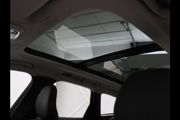 Volvo XC60 2.0 T8 Twin Engine AWD Inscription | Panoramadak | Trekhaak | Leder | Camera | Carplay | Navigatie | Full LED | Climate control