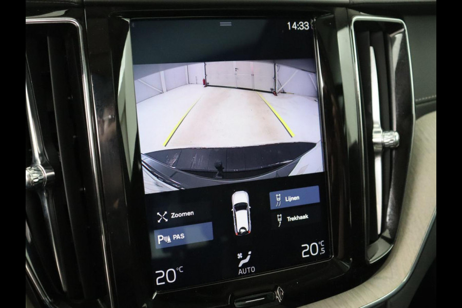 Volvo XC60 2.0 T8 Twin Engine AWD Inscription | Panoramadak | Trekhaak | Leder | Camera | Carplay | Navigatie | Full LED | Climate control