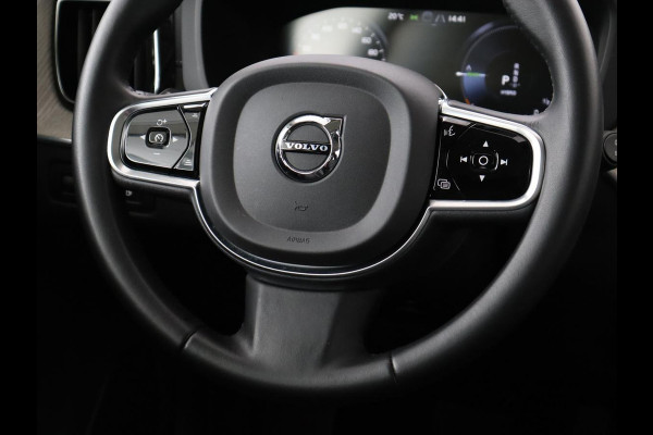 Volvo XC60 2.0 T8 Twin Engine AWD Inscription | Panoramadak | Trekhaak | Leder | Camera | Carplay | Navigatie | Full LED | Climate control