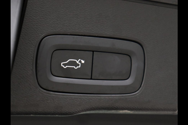 Volvo XC60 2.0 T8 Twin Engine AWD Inscription | Panoramadak | Trekhaak | Leder | Camera | Carplay | Navigatie | Full LED | Climate control