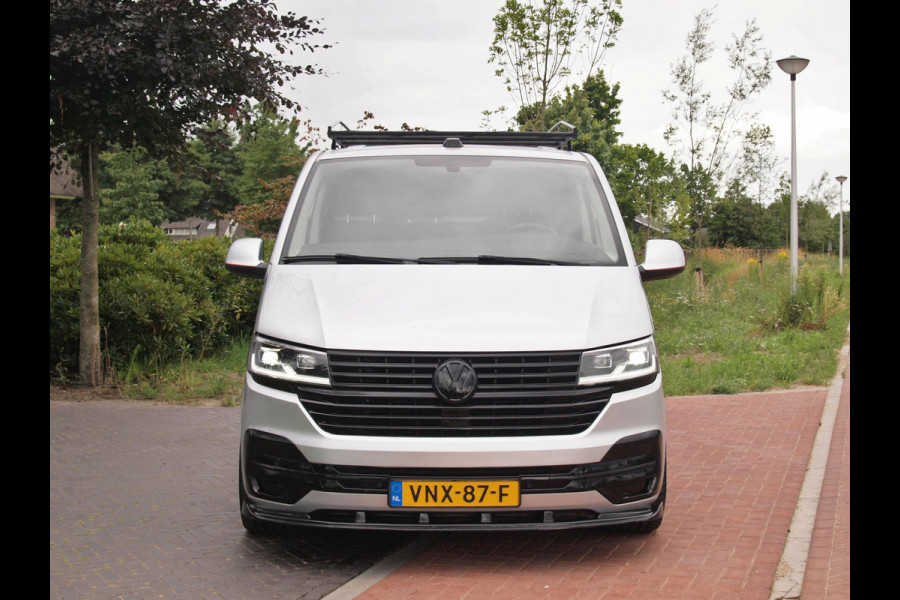 Volkswagen Transporter 2.0 TDI L2H1 32 | 150PK | Koppejan Edition | Camera | Trekhaak | Cruise Control | Apple Carplay | Imperiaal | Automaat |