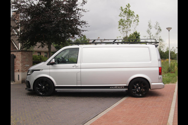 Volkswagen Transporter 2.0 TDI L2H1 32 | 150PK | Koppejan Edition | Camera | Trekhaak | Cruise Control | Apple Carplay | Imperiaal | Automaat |