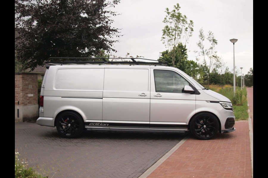 Volkswagen Transporter 2.0 TDI L2H1 32 | 150PK | Koppejan Edition | Camera | Trekhaak | Cruise Control | Apple Carplay | Imperiaal | Automaat |