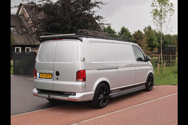 Volkswagen Transporter 2.0 TDI L2H1 32 | 150PK | Koppejan Edition | Camera | Trekhaak | Cruise Control | Apple Carplay | Imperiaal | Automaat |