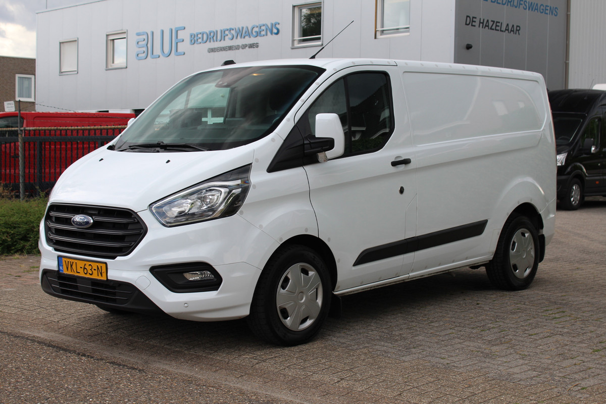 Ford Transit Custom 300 2.0 TDCI 130PK Automaat L1H1 Trend Sortimo inrichting / Stroomomvormer 220V Ford Transit Custom 300 2.0 TDCI 130PK Automaat L1H1 Trend Sortimo inrichting / Stroomomvormer 220V