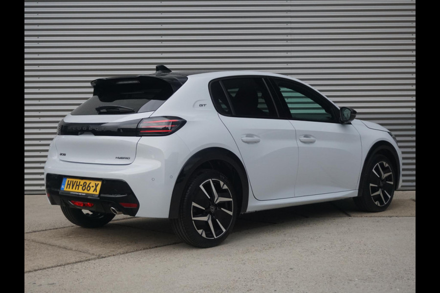 Peugeot 208 1.2 Hybrid 110 e-DCS6 GT Alcantara interieur