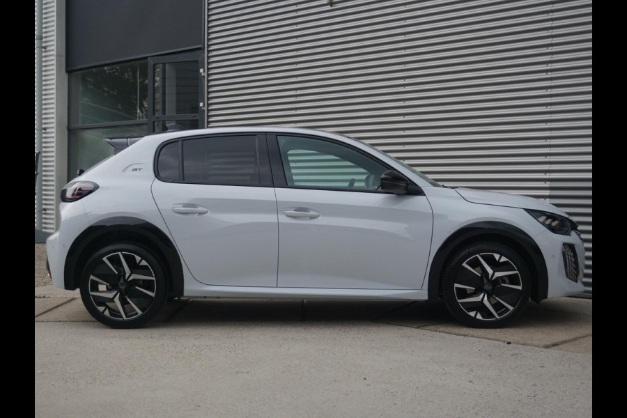 Peugeot 208 1.2 Hybrid 110 e-DCS6 GT Alcantara interieur