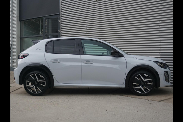 Peugeot 208 1.2 Hybrid 110 e-DCS6 GT Alcantara interieur