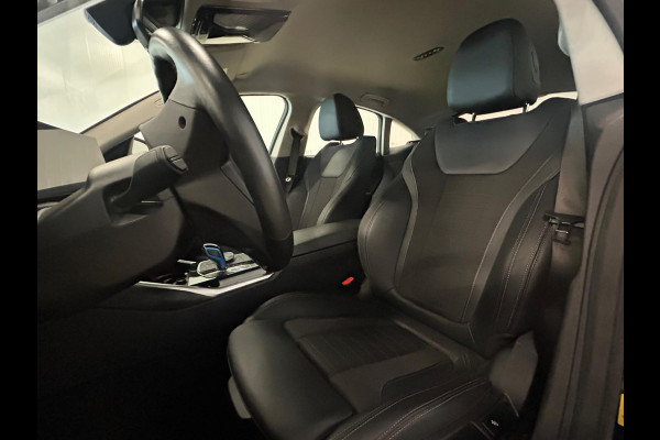 BMW i4 EDrive40 84 kWh | NAP | SHADOW LINE | DEALERGARANTIE | LASERLIGHTS