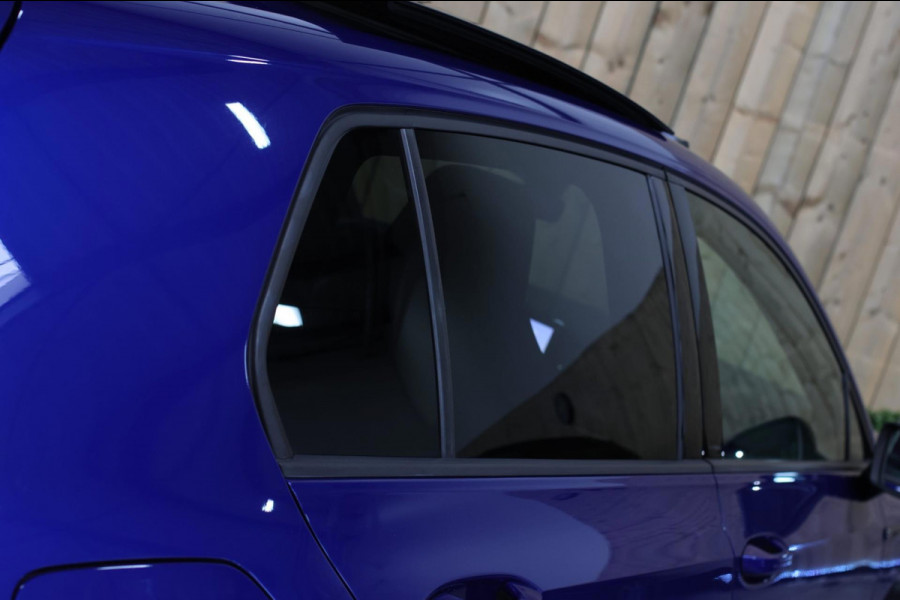 Volkswagen Golf 2.0 TSI R 4Motion *Akra*Pano*Leder*H&K*Performance*