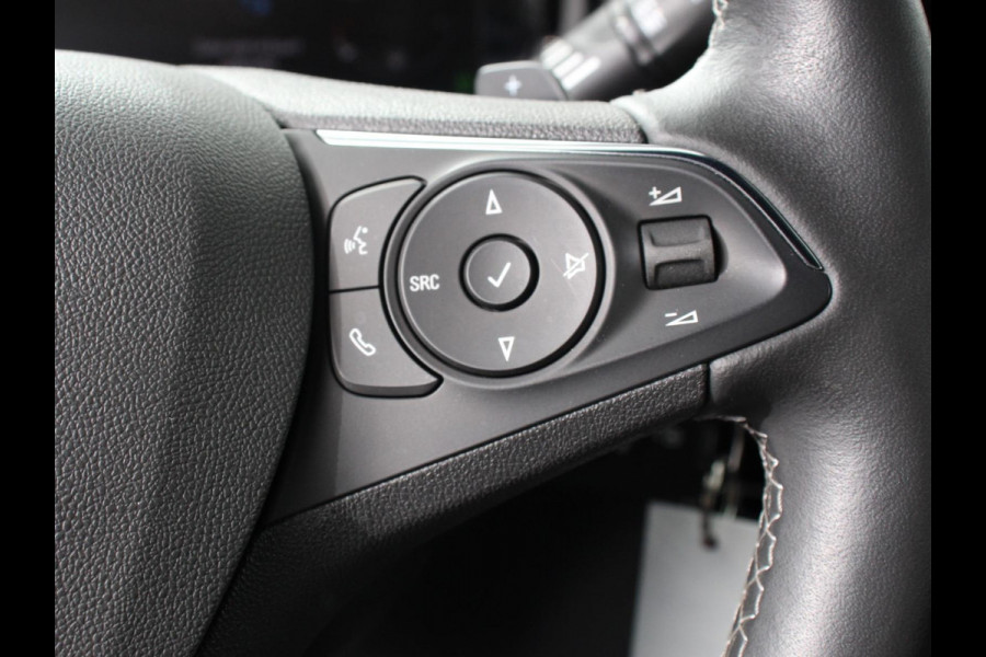 Opel Mokka 1.2 Turbo Automaat GS Line Climate Control Cruise Control LED Navigatie Parkeersensoren Apple Carplay/ Android Auto
